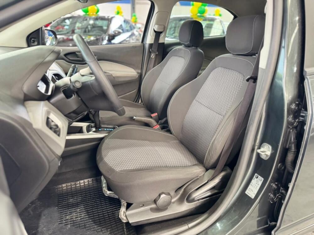 Chevrolet Onix Hatch