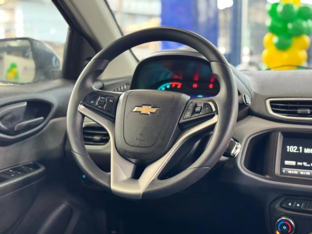 Chevrolet Onix Hatch