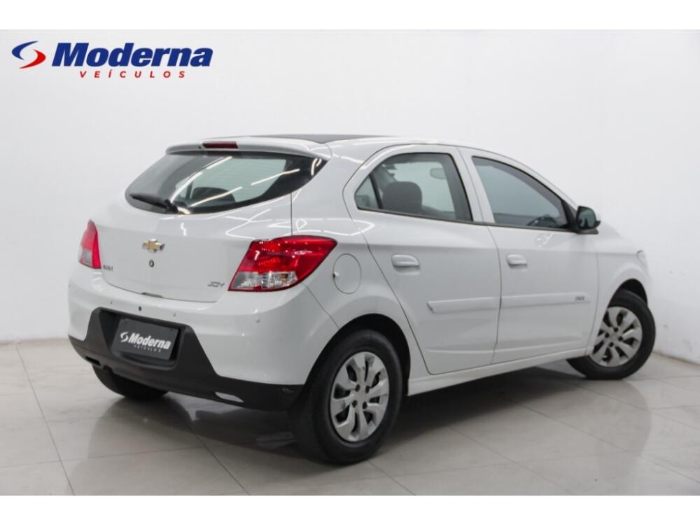 Chevrolet Onix Hatch