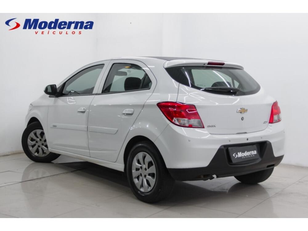 Chevrolet Onix Hatch