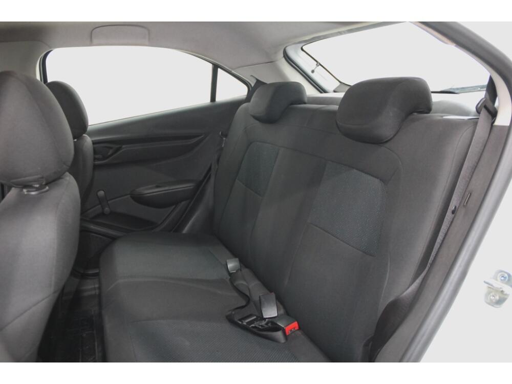 Chevrolet Onix Hatch