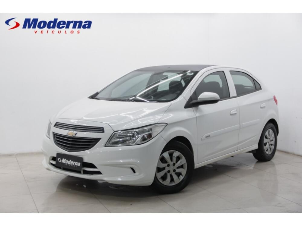 Chevrolet Onix Hatch