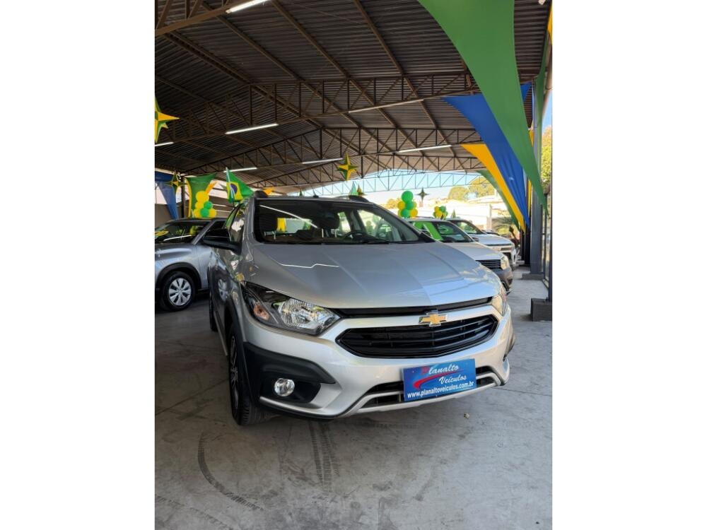 Chevrolet Onix Hatch
