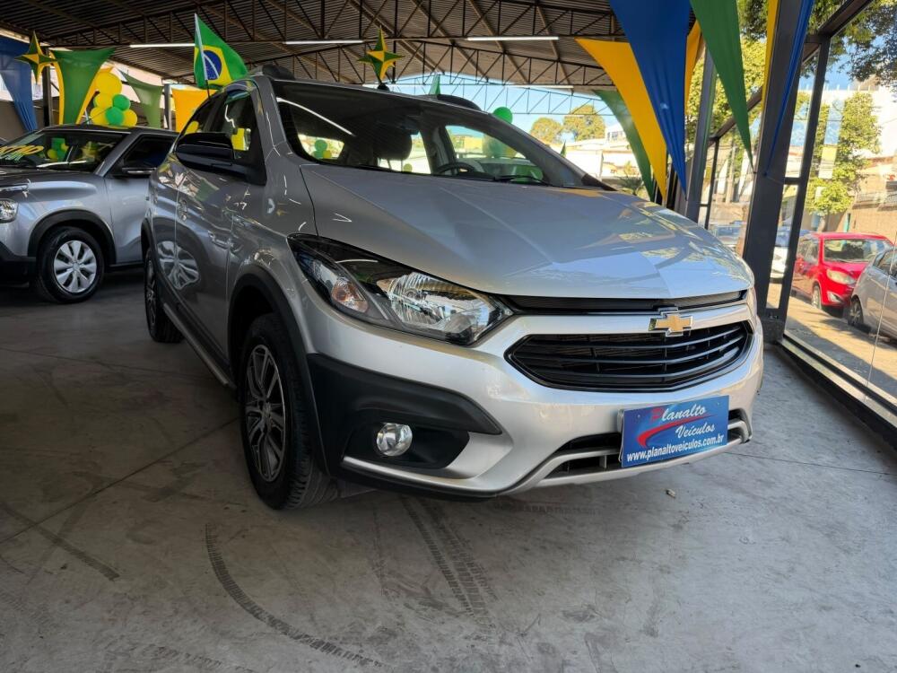 Chevrolet Onix Hatch