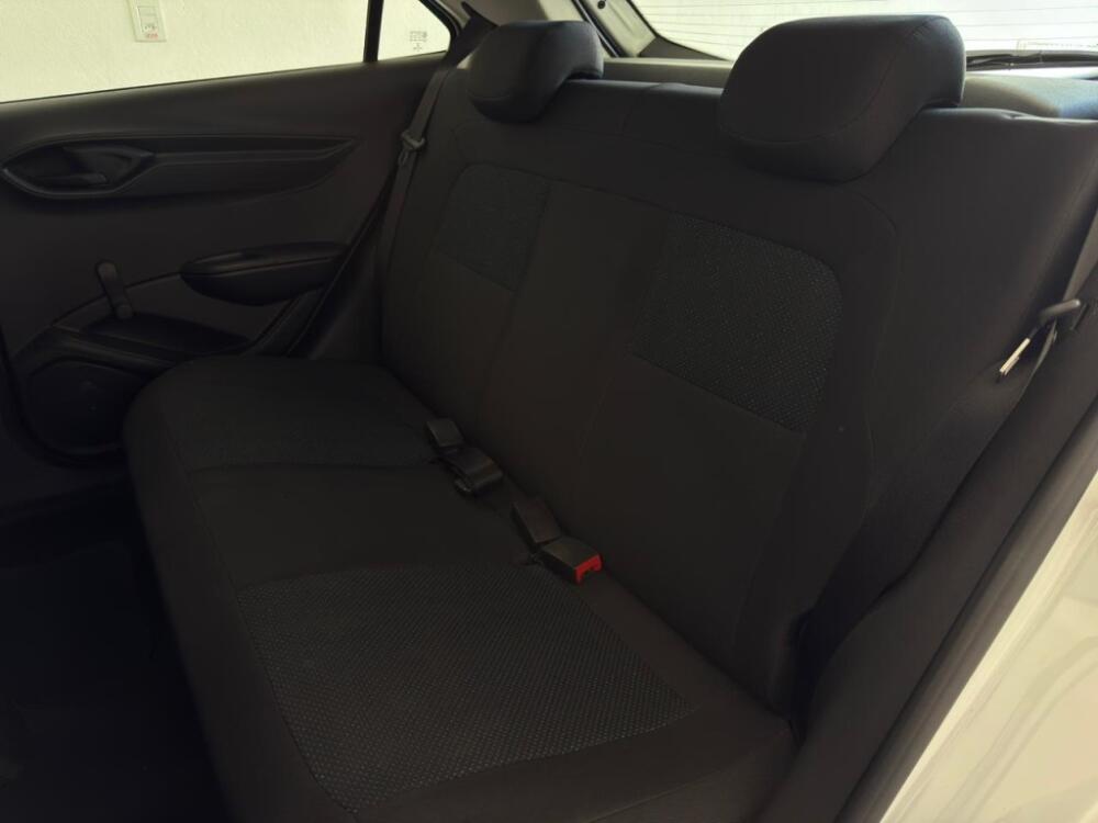 Chevrolet Onix Hatch