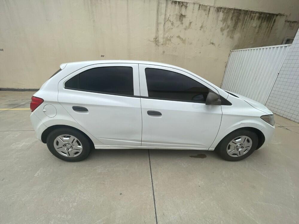Chevrolet Onix Hatch