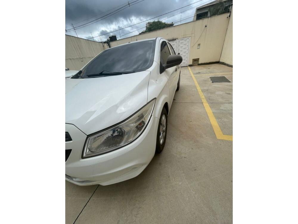 Chevrolet Onix Hatch