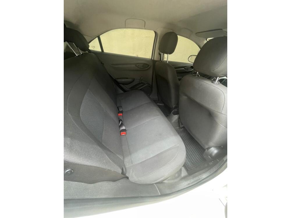 Chevrolet Onix Hatch