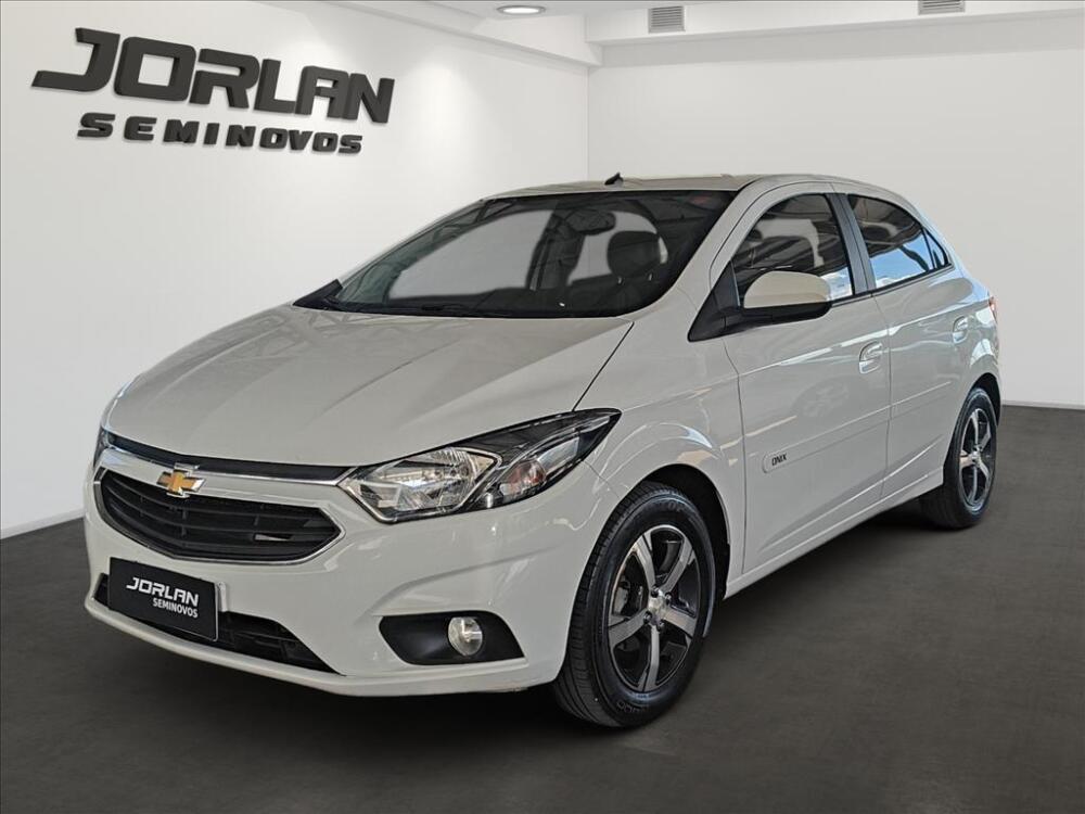 Chevrolet Onix Hatch