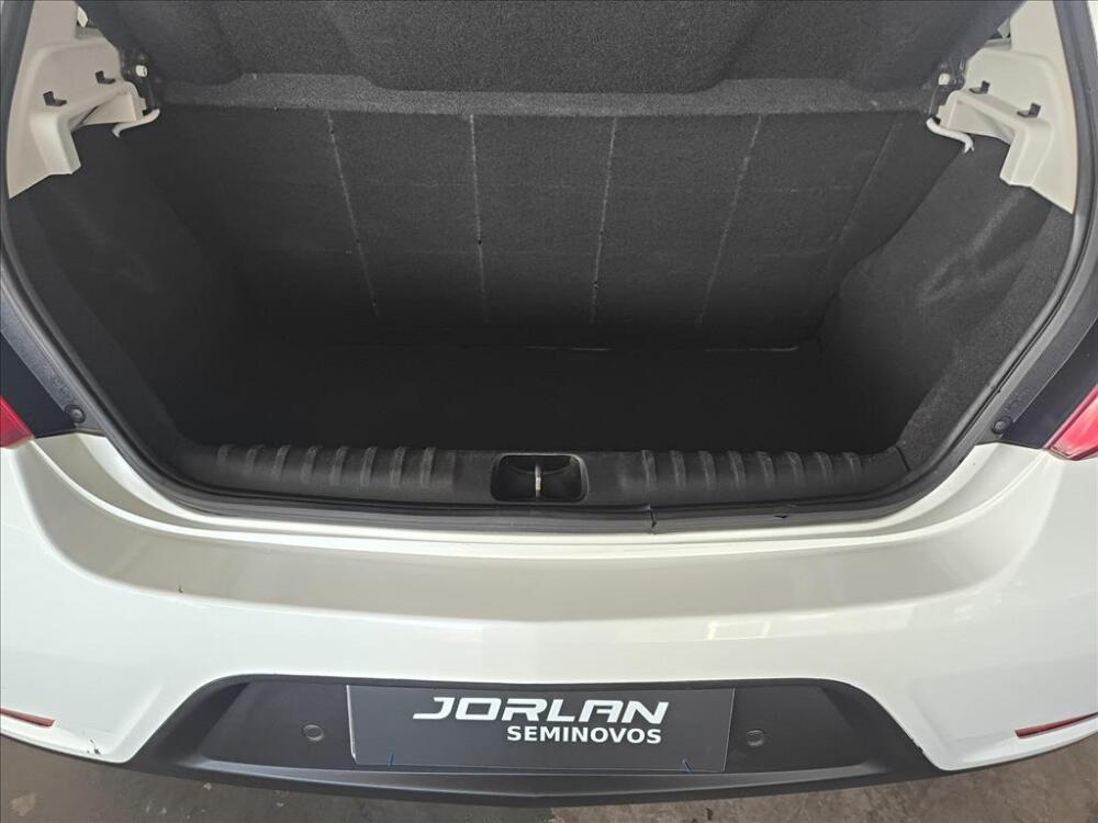 Chevrolet Onix Hatch