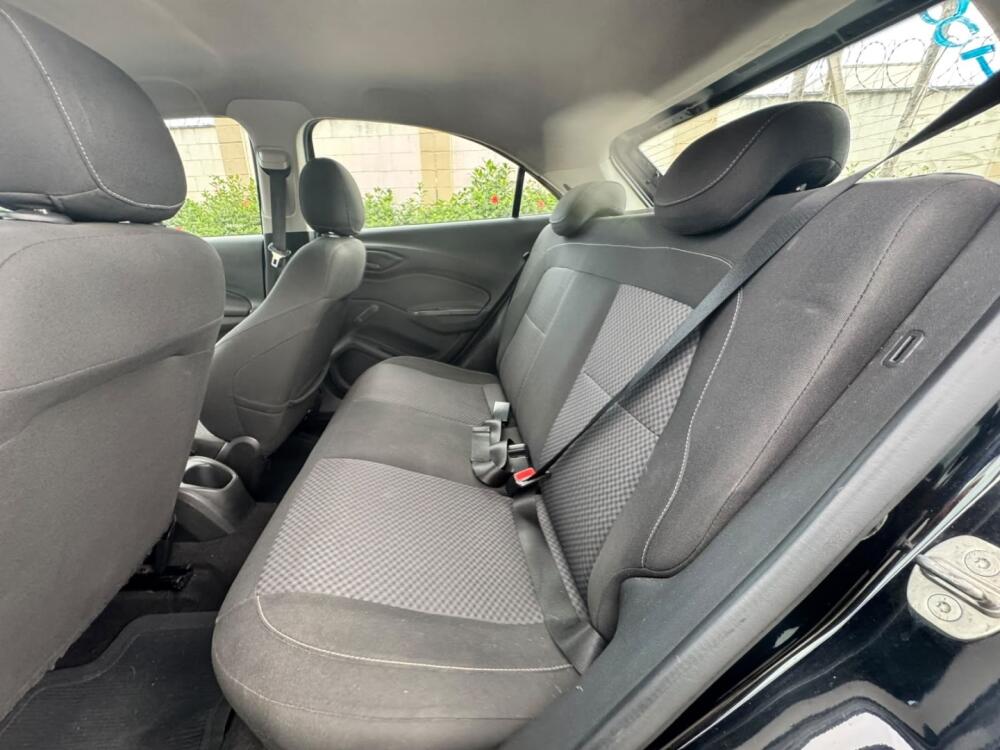 Chevrolet Onix Hatch