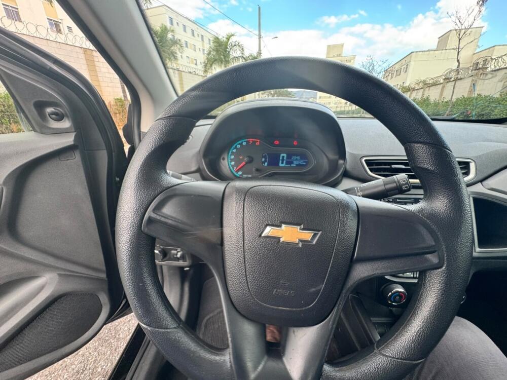 Chevrolet Onix Hatch