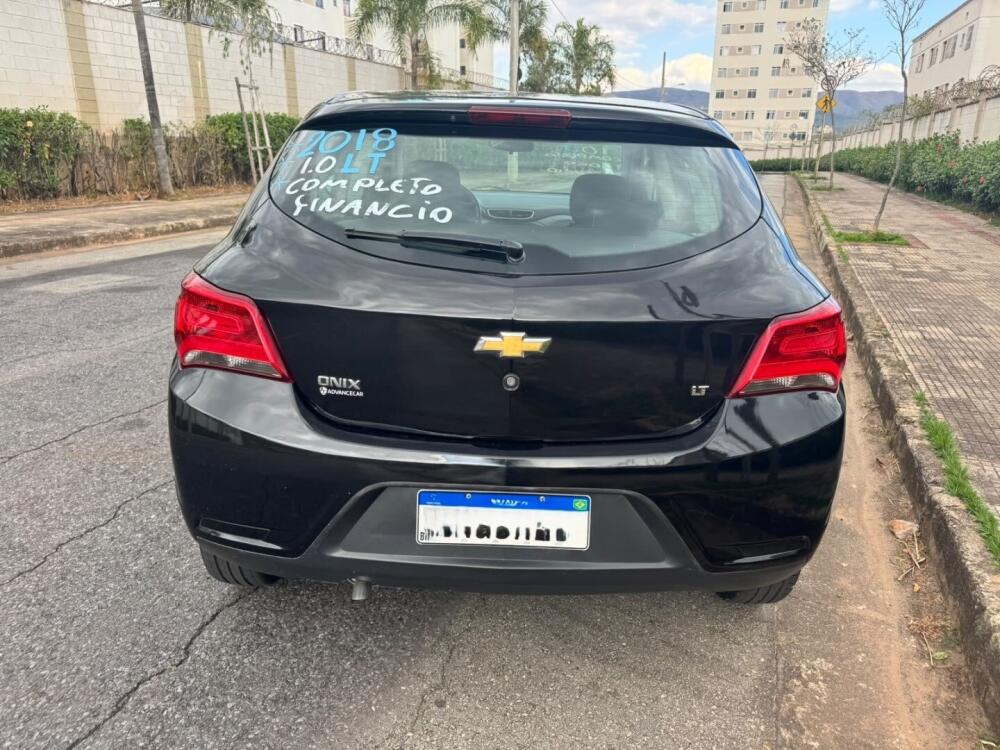 Chevrolet Onix Hatch