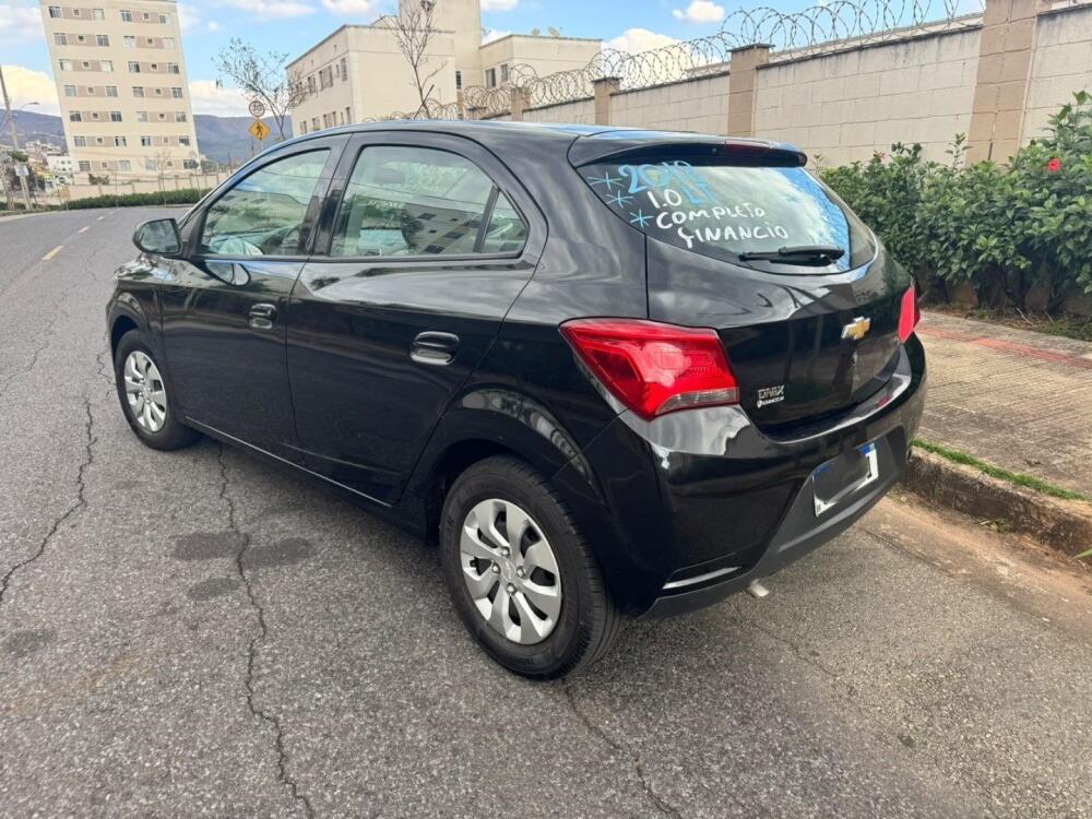 Chevrolet Onix Hatch