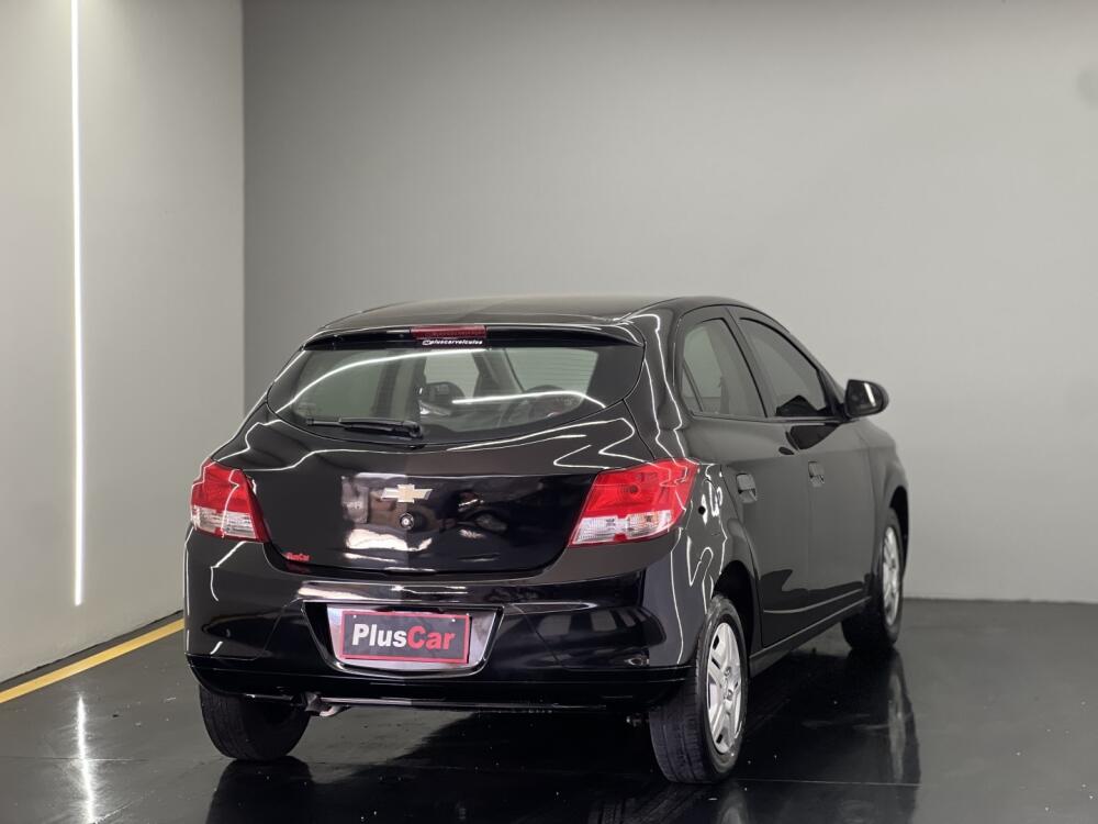 Chevrolet Onix Hatch