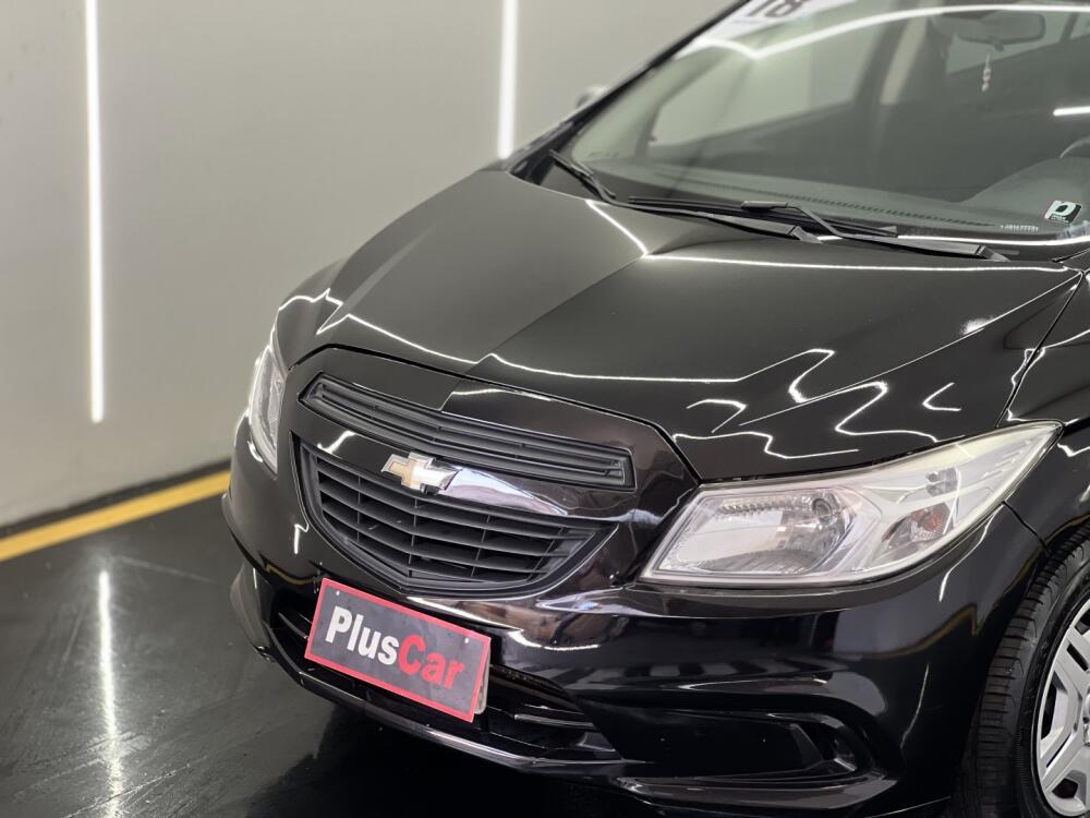 Chevrolet Onix Hatch