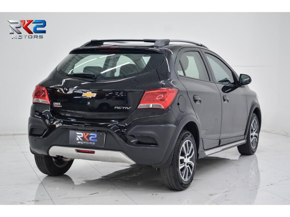 Chevrolet Onix Hatch