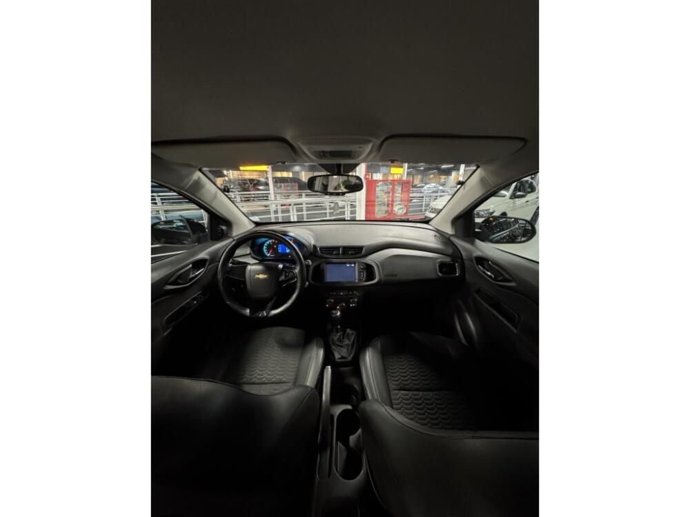 Chevrolet Onix Hatch