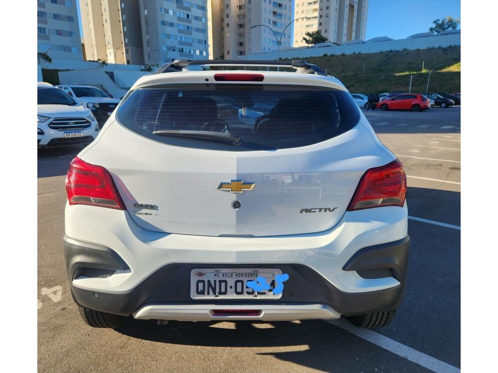 Chevrolet Onix Hatch
