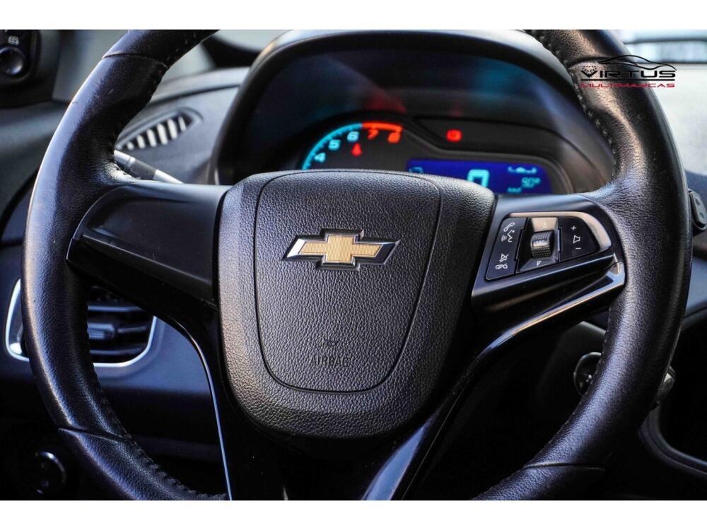Chevrolet Onix Hatch