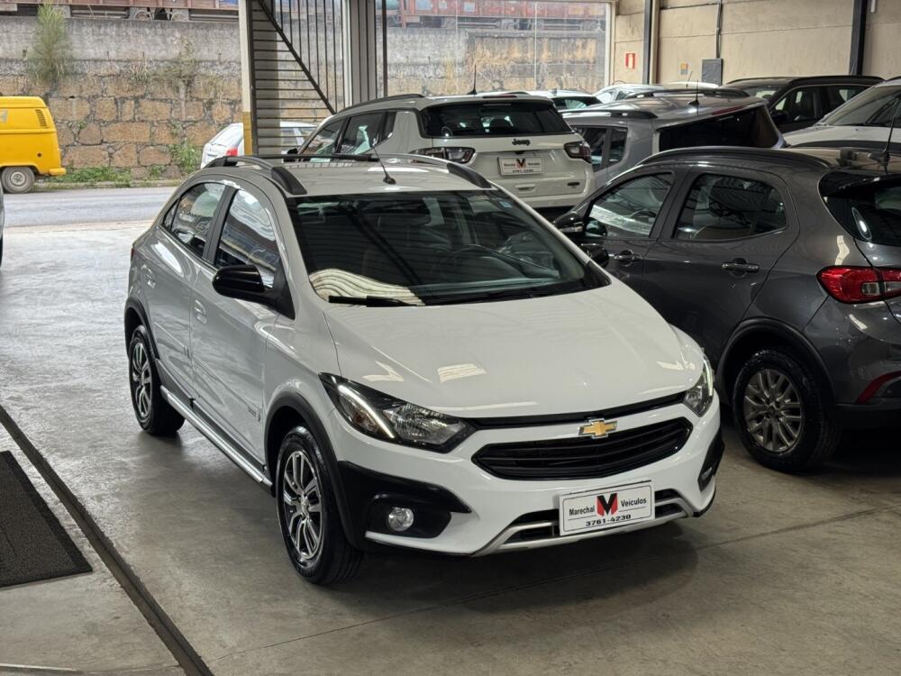 Chevrolet Onix Hatch