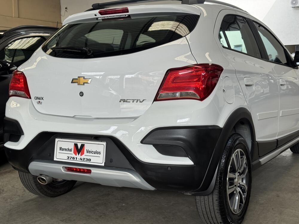 Chevrolet Onix Hatch