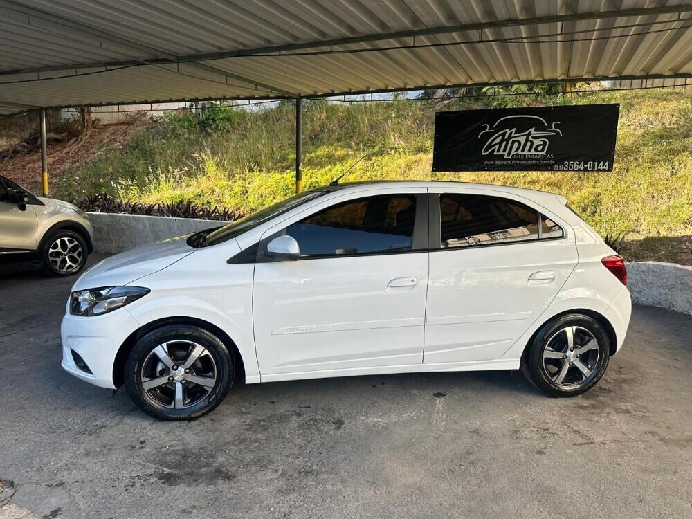 Chevrolet Onix Hatch