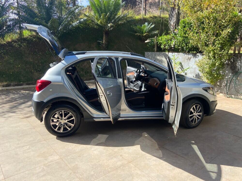 Chevrolet Onix Hatch