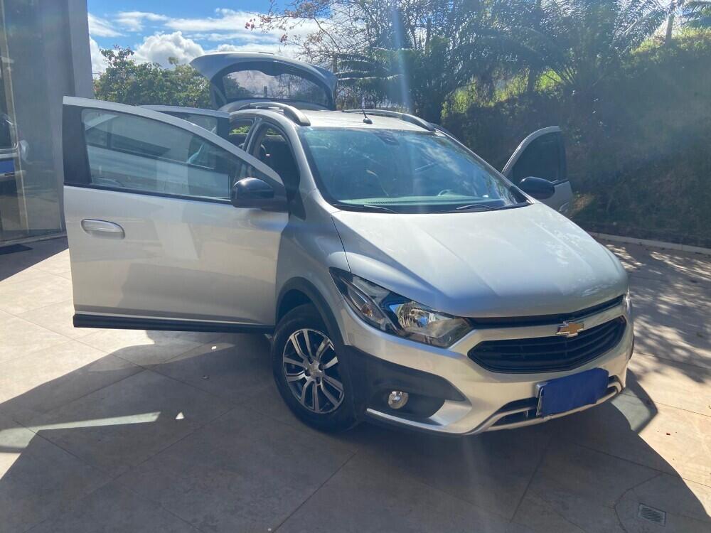 Chevrolet Onix Hatch
