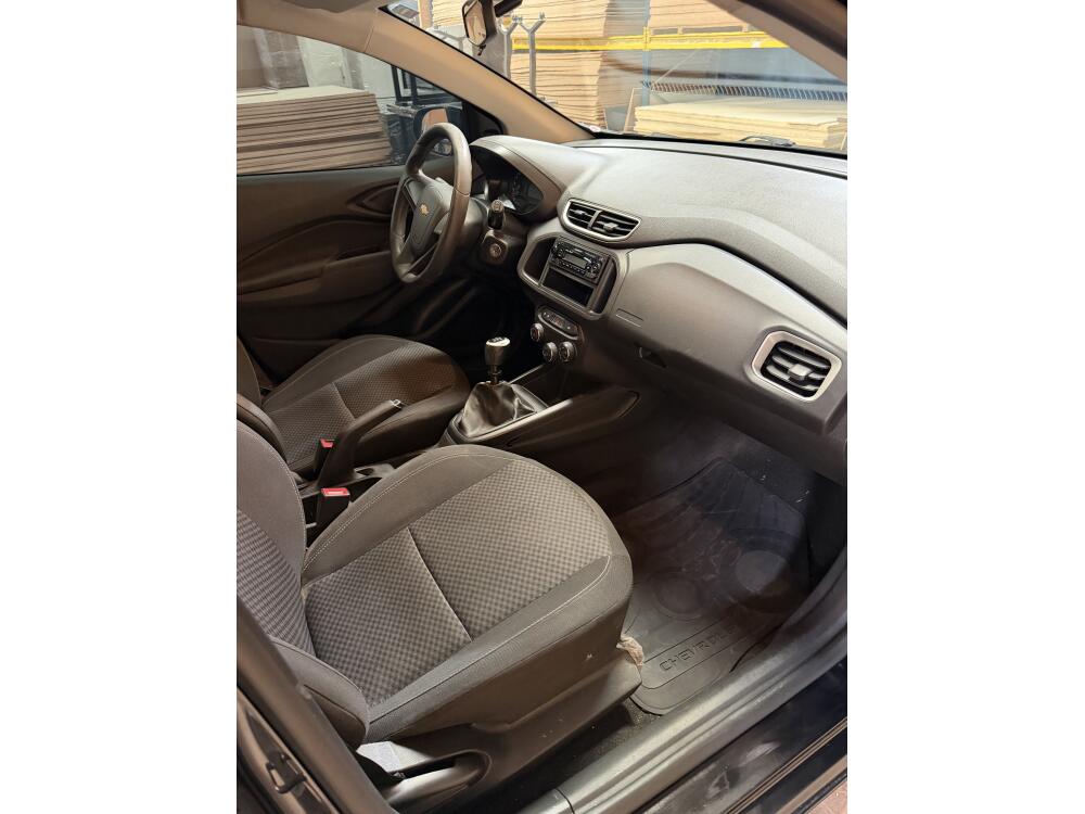 Chevrolet Onix Hatch