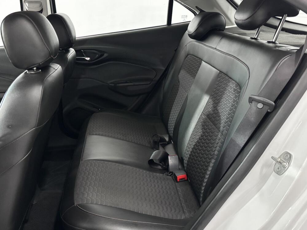 Chevrolet Onix Hatch