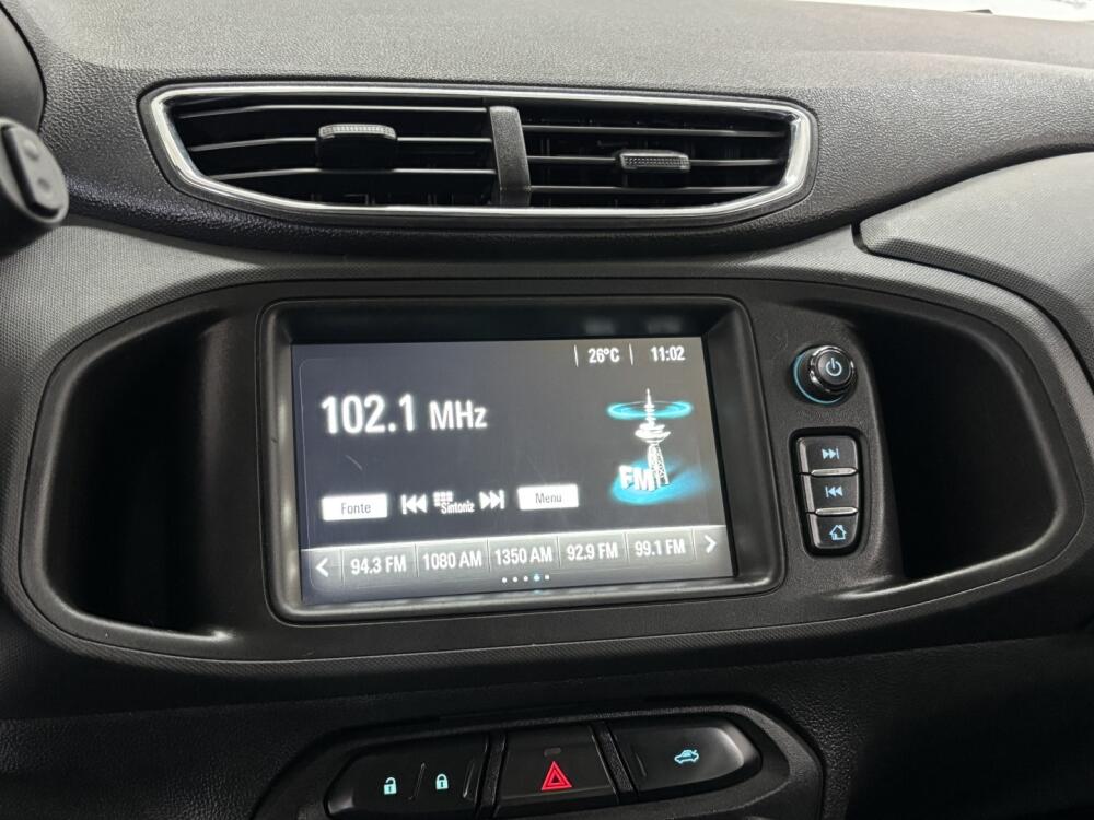Chevrolet Onix Hatch