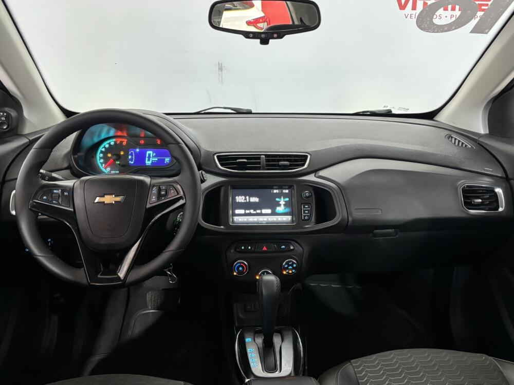 Chevrolet Onix Hatch