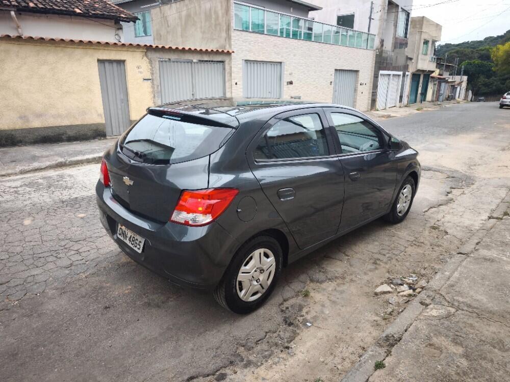 Chevrolet Onix Hatch