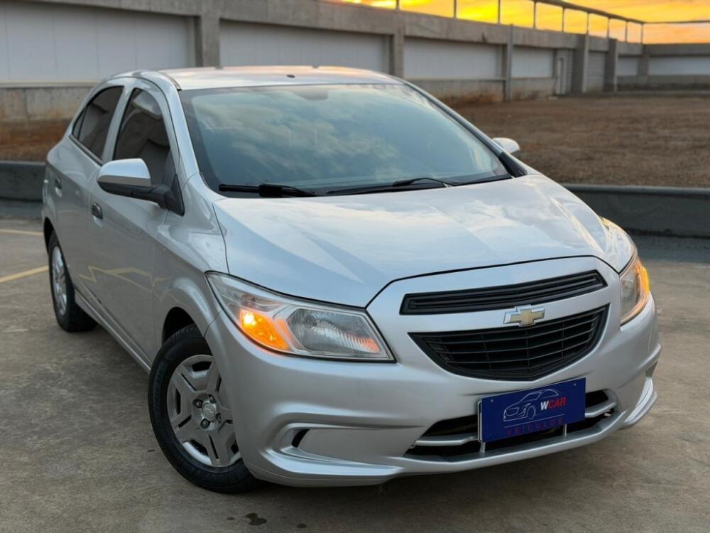 Chevrolet Onix Hatch