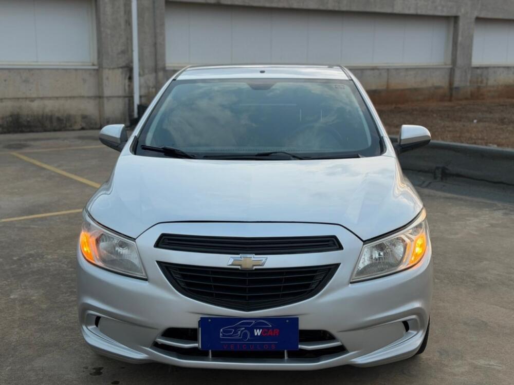 Chevrolet Onix Hatch