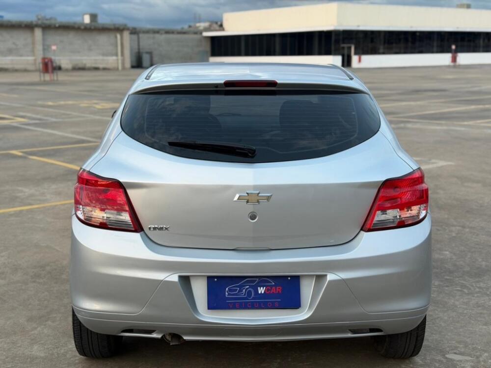Chevrolet Onix Hatch