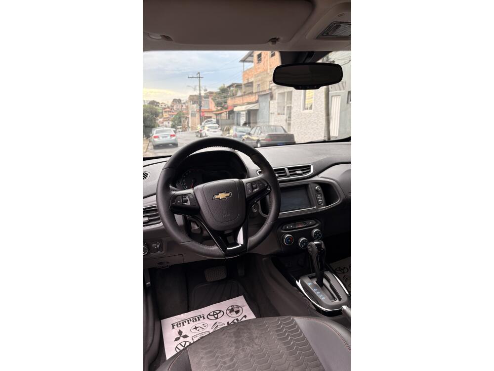 Chevrolet Onix Hatch