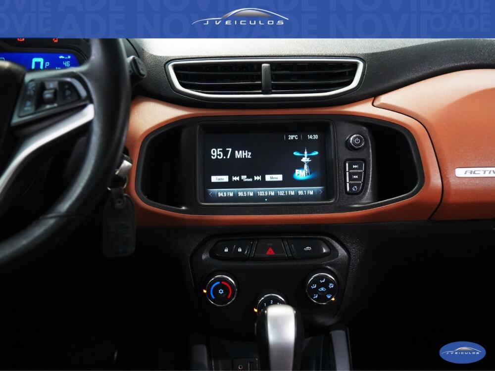 Chevrolet Onix Hatch
