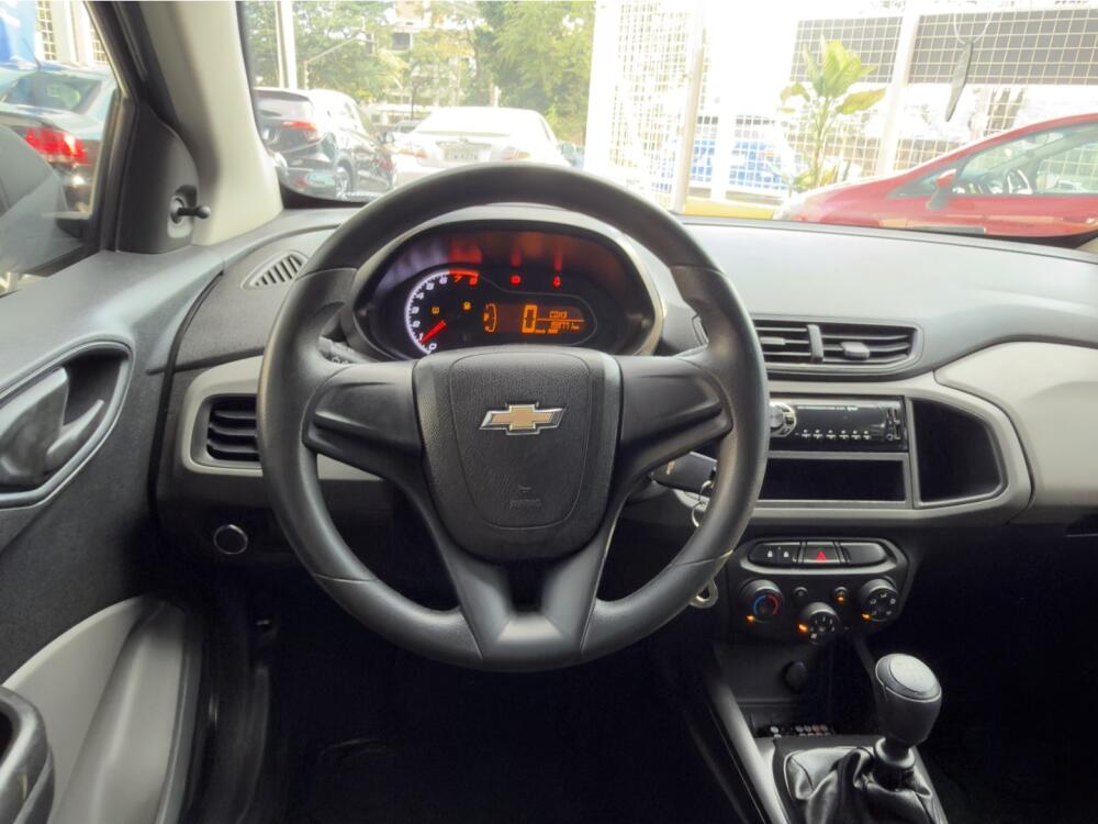 Chevrolet Onix Hatch