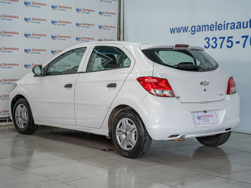 Chevrolet Onix Hatch