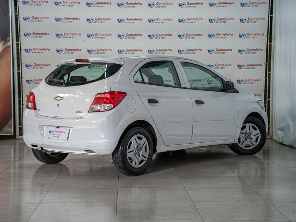Chevrolet Onix Hatch