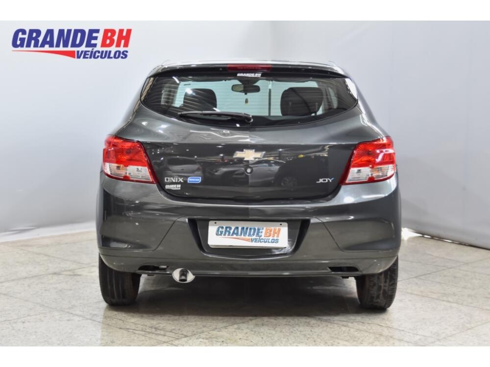 Chevrolet Onix Hatch