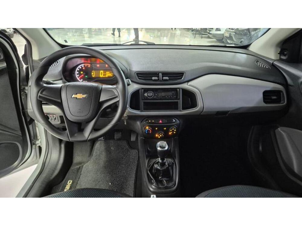 Chevrolet Onix Hatch