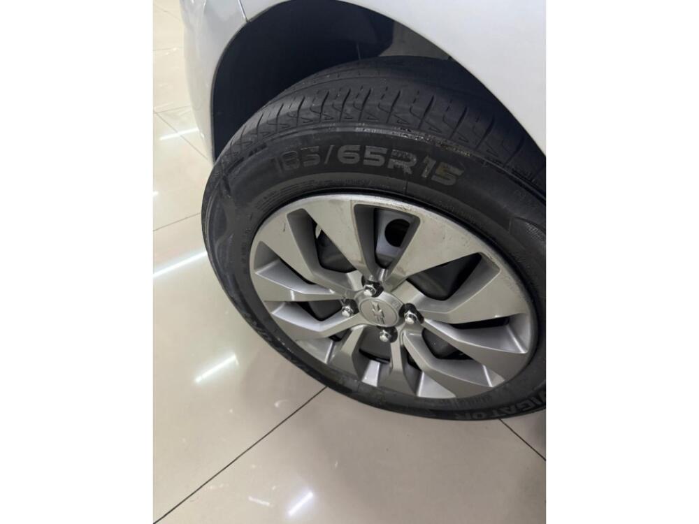 Chevrolet Onix Hatch