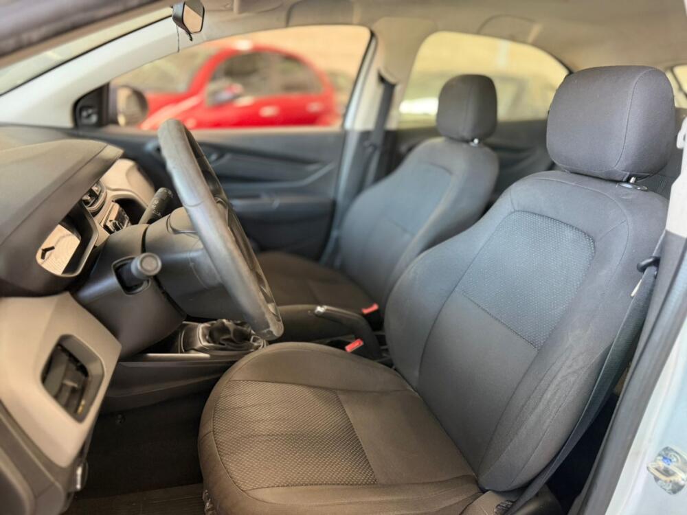 Chevrolet Onix Hatch