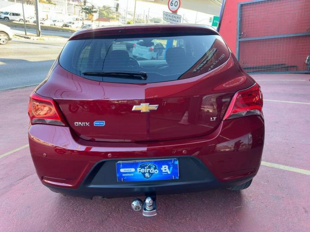 Chevrolet Onix Hatch