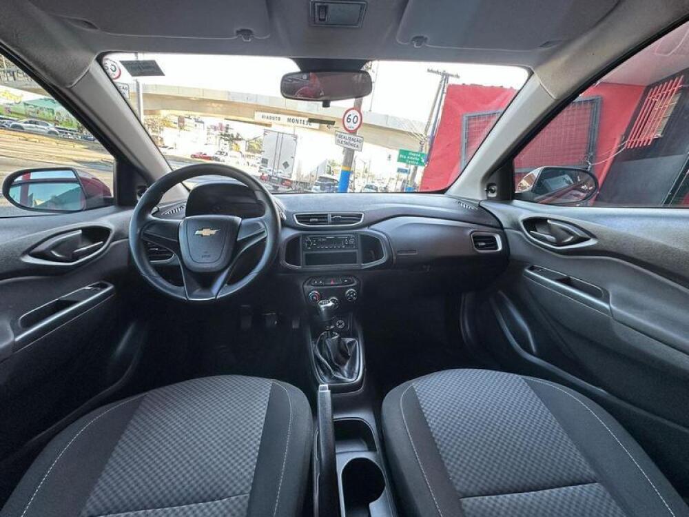 Chevrolet Onix Hatch