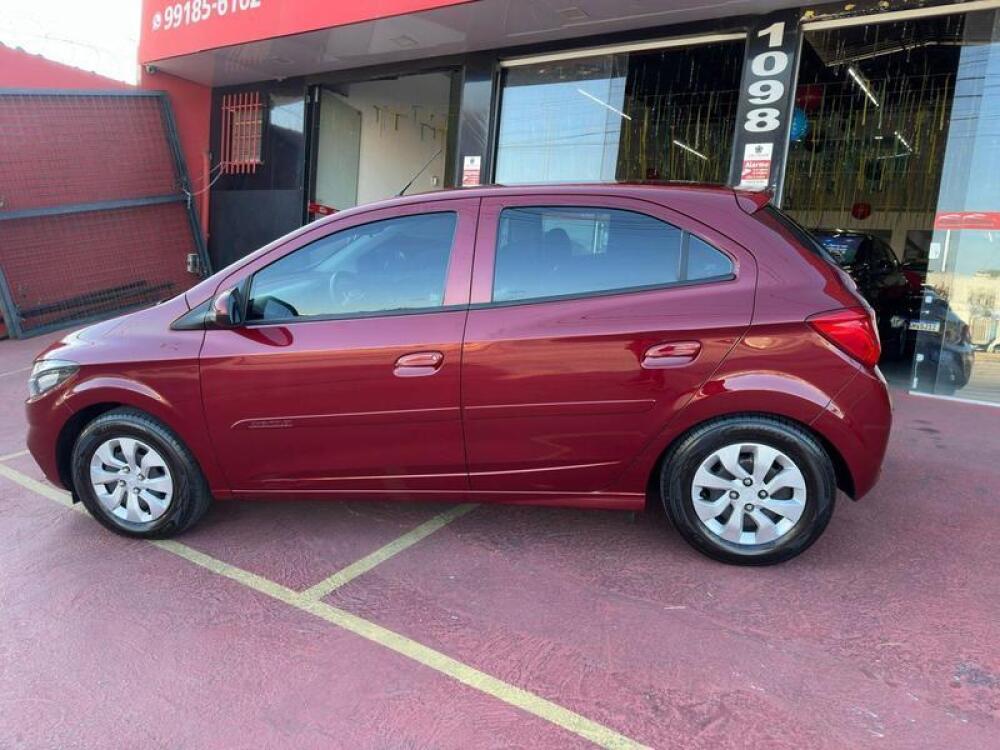Chevrolet Onix Hatch