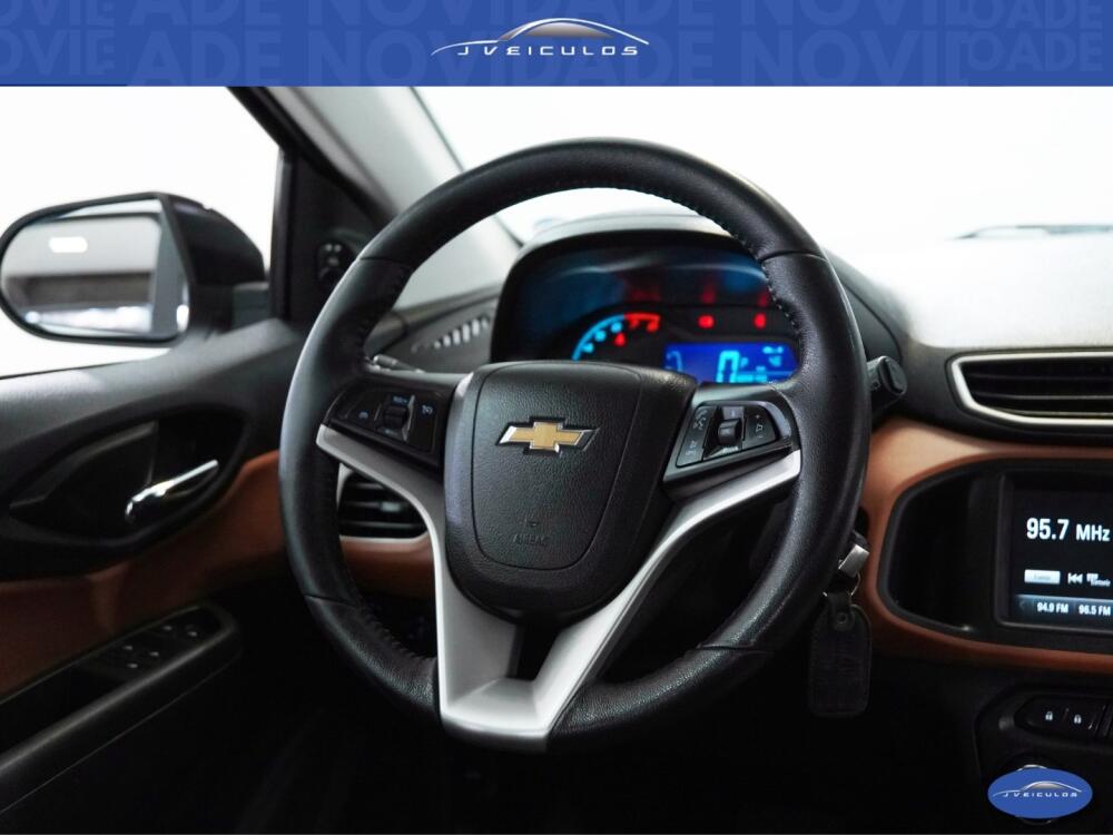 Chevrolet Onix Hatch
